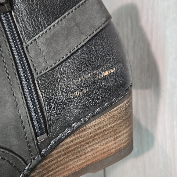 Dansko Women's Gray Suede Ankle Wedge Boots Shoes Sz 38/7.5-8 - Picture 11 of 15